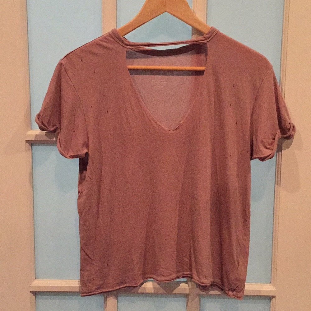 Gently Worn Mauve Tee Shirt by AEO Size M